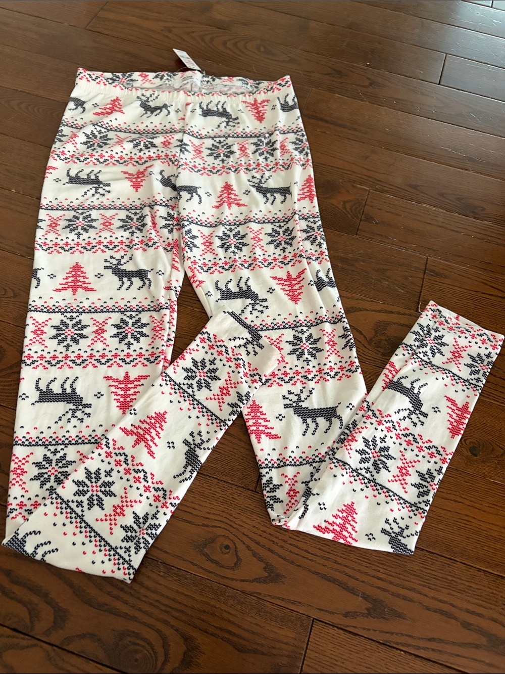 Ardene White Leggings with Red and Navy Holiday Reindeer Print